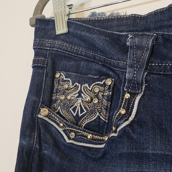 Way Women's Blue Jeans with Embellished Pockets Blingy Mid-Rise Bootcut Size 11 - Picture 5 of 13
